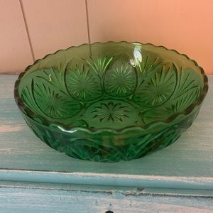 Green serving bowl